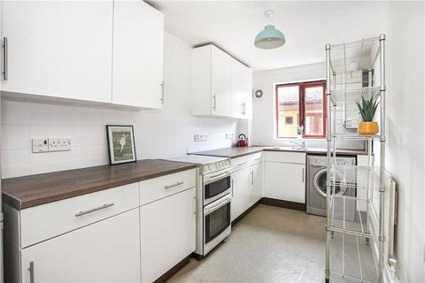 undefined, Cleeve Way, London, SW15