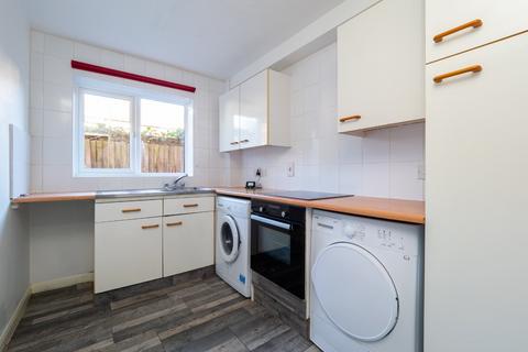 1 Nutfield Close, Carshalton, SM5 2RQ