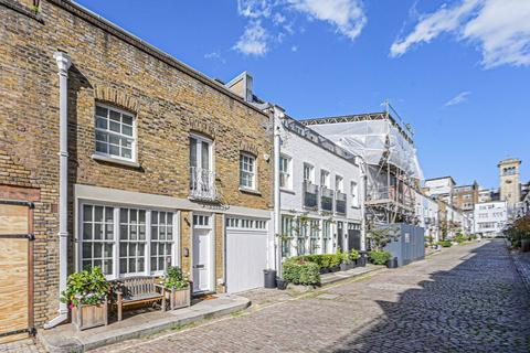 undefined, Ennismore Mews, Knightsbridge, London, SW7