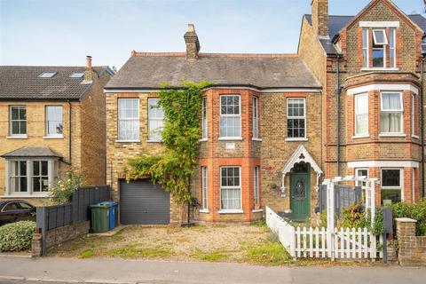 undefined, Slough Road, Datchet
