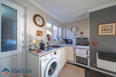 2 bedroom terraced house for sale, Delamere Drive, Macclesfield, SK10 2PU