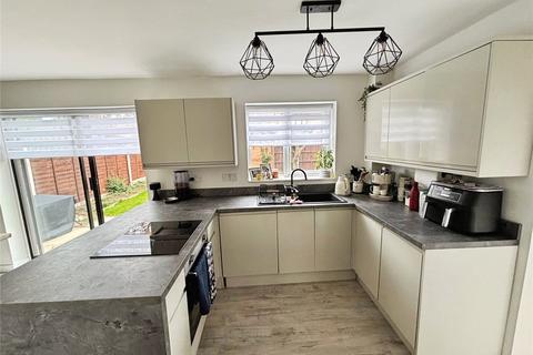 32 Brampton Lane, Armthorpe, Doncaster, DN3 3HX