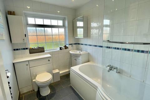 11 Wessons Road, Bidford On Avon, Alcester, B50 4DR