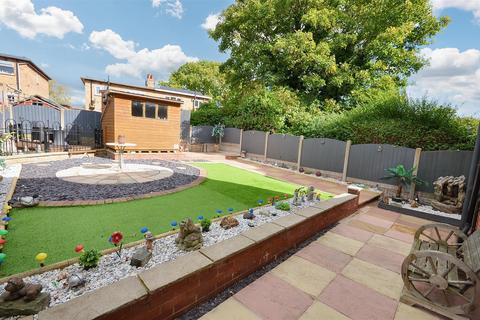 3 bedroom semi-detached house for sale, Woodlands Close, Stone
