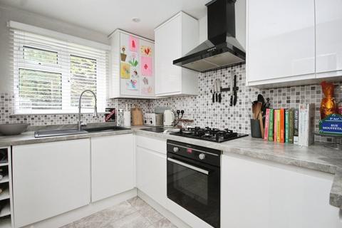 2 bedroom apartment for sale, Portarlington Road, WESTBOURNE, BH4