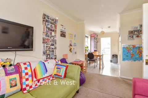 undefined, Downsview Avenue, Brighton BN2
