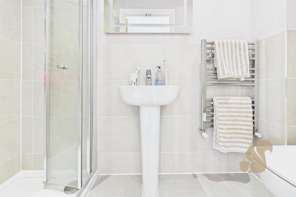 Ensuite