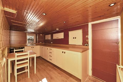 2 bedroom terraced house for sale, Shetcliffe Lane, Tong Street, Bradford, West Yorkshire, BD4