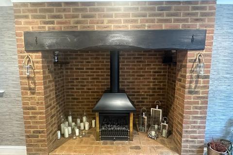 4 bedroom detached house to rent, Welwyn AL6