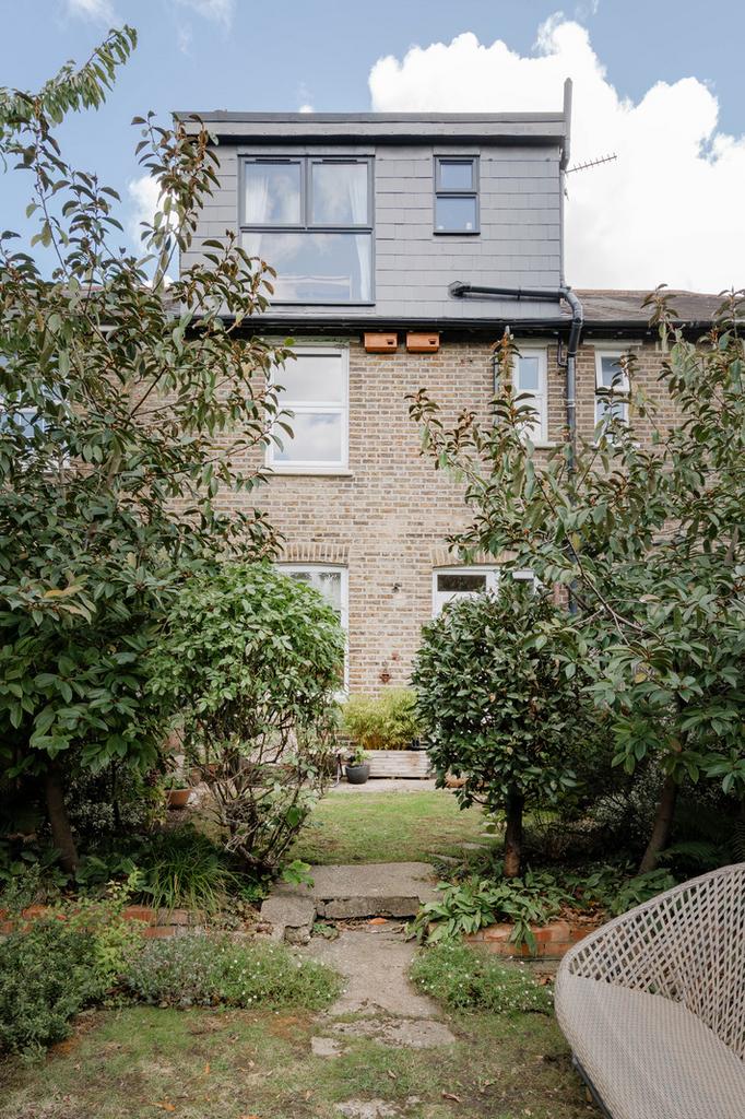 312246 - Ardleigh Road, London E17 - high res-0...