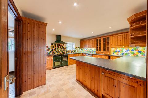 5 bedroom semi-detached house for sale, Bull Lane, Boughton-Under-Blean, ME13