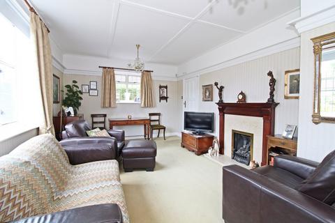 undefined, Hayes Way, Park Langley, Beckenham, BR3