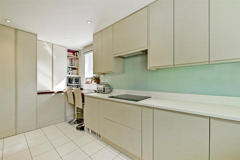 undefined, Agars Place, Datchet, Berkshire, SL3
