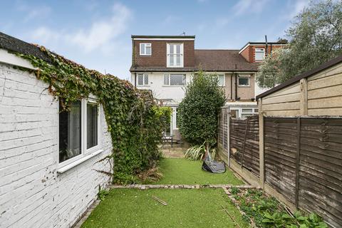 undefined, Wiltshire Gardens, Twickenham, TW2