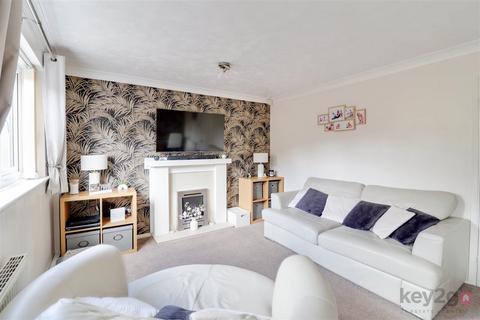 3 bedroom semi-detached house for sale, Harwood Gardens, Waterthorpe, Sheffield, S20