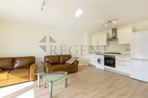 2 bedroom apartment to rent, St Rule Street, Battersea, SW8