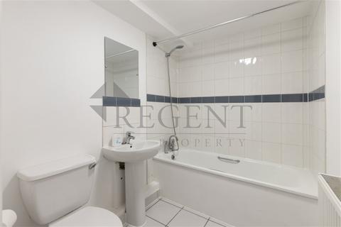 2 bedroom apartment to rent, St Rule Street, Battersea, SW8