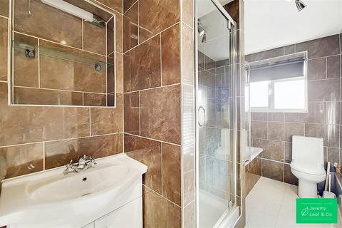 2 bedroom apartment for sale, Bridge Lane, London, NW11