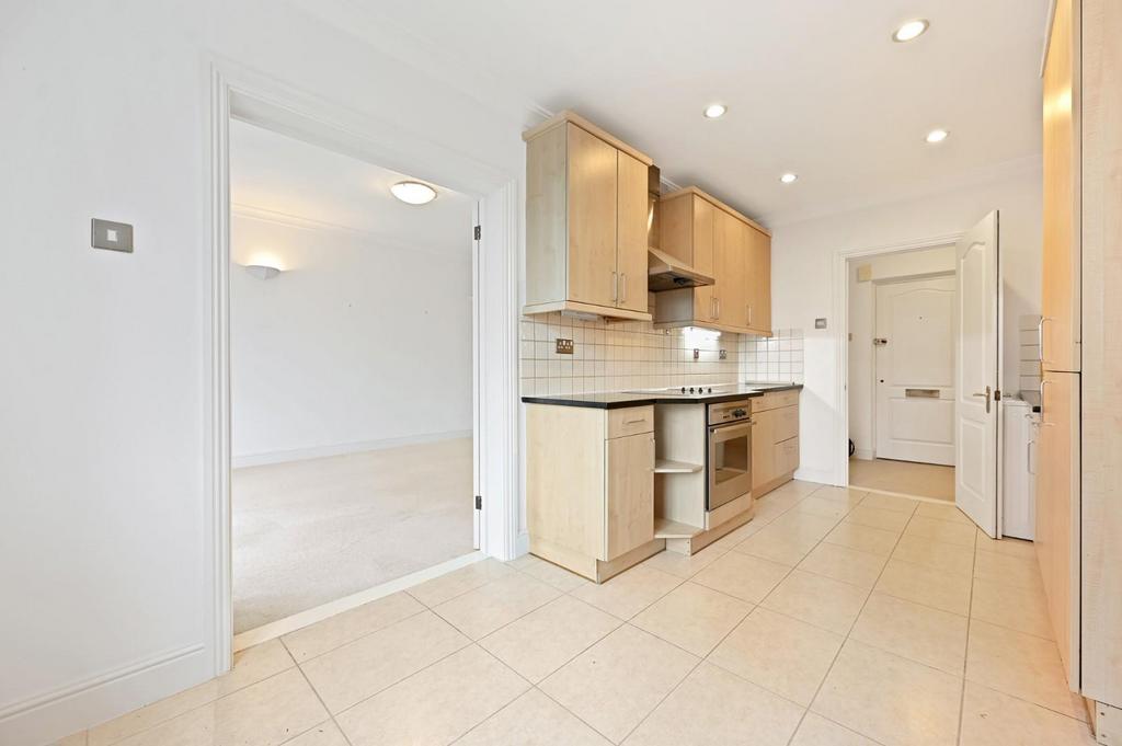 TEC - 67 William Court - Kitchen A3 (1).jpg