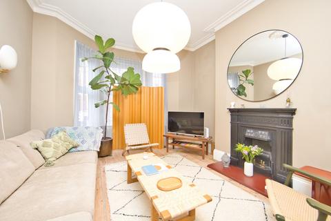 4 bedroom terraced house for sale, Radnor Park Crescent, Folkestone, CT19
