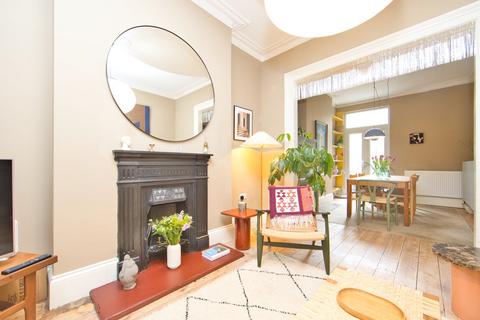 4 bedroom terraced house for sale, Radnor Park Crescent, Folkestone, CT19