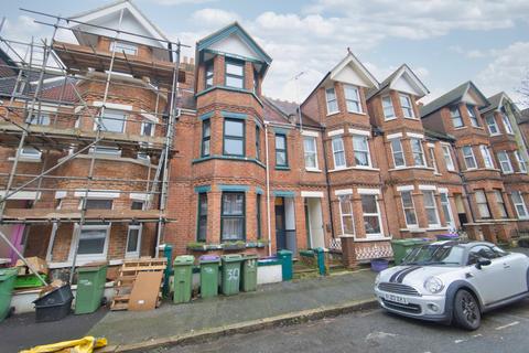 4 bedroom terraced house for sale, Radnor Park Crescent, Folkestone, CT19