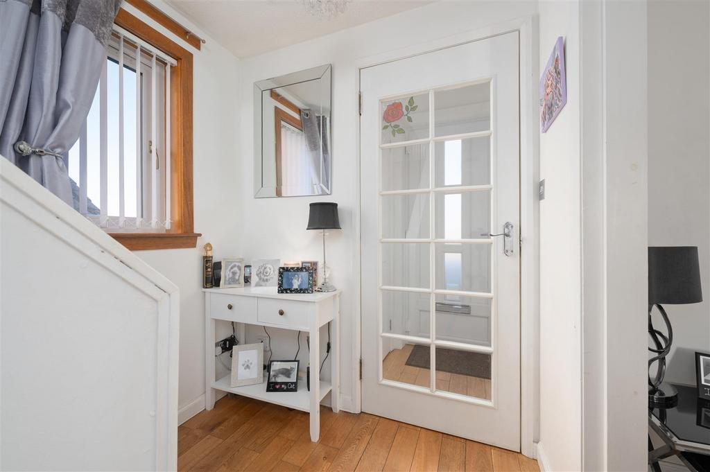 8 Duffy PLace004.JPG