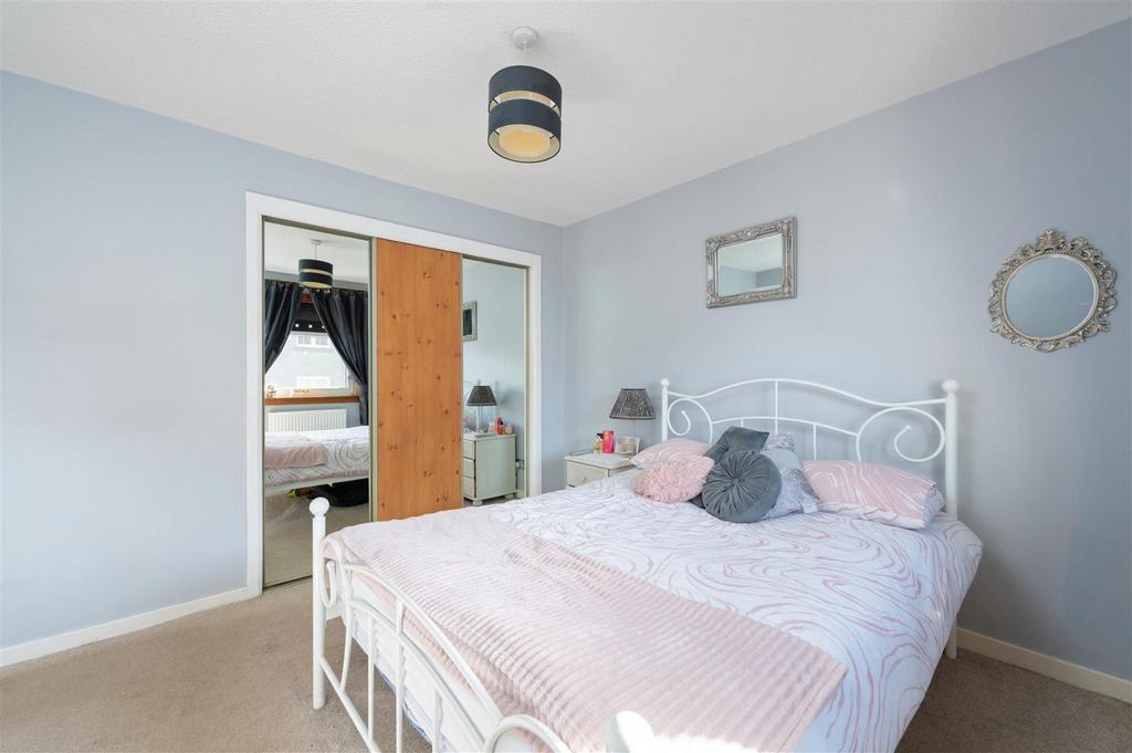 8 Duffy PLace019.JPG