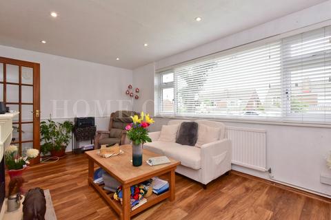 3 bedroom semi-detached house for sale, Albemarle Avenue, Potters Bar, EN6