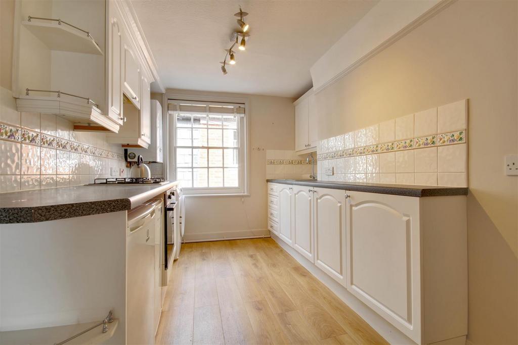Kitchen .jpg