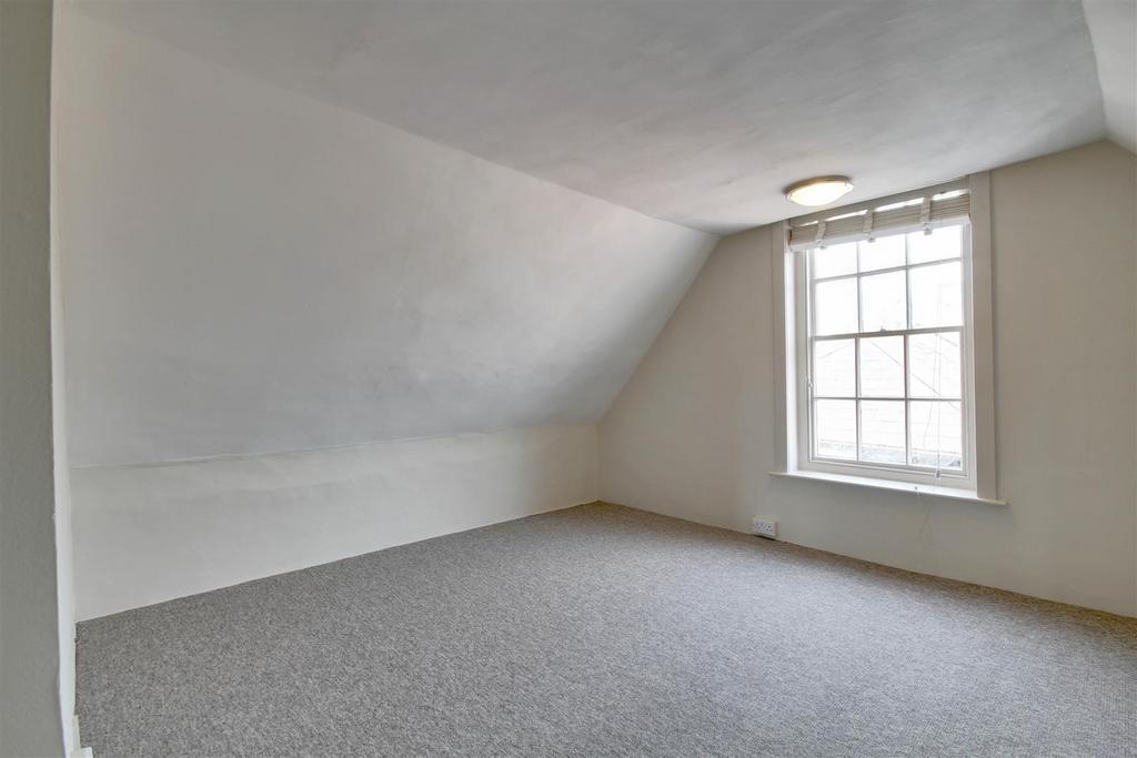 Bedroom 2.jpg