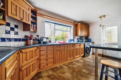 undefined, Oast House Crescent, Farnham, Surrey, GU9