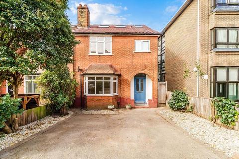 4 bedroom house to rent, King Charles Road, Surbiton KT5