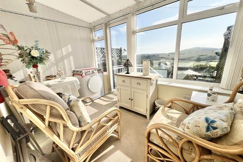 undefined, The Mall, Brading