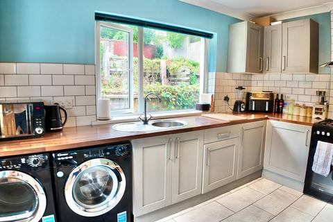 undefined, Farm Road, Crumlin, NP11