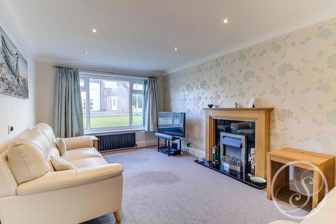 4 bedroom detached house for sale, High Ash Crescent, Leeds