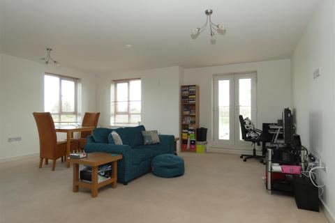 2 bedroom flat for sale, Observatory Way, Ramsgate, CT12