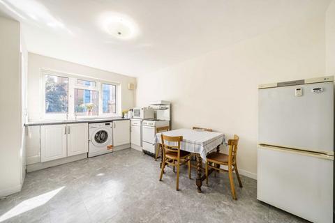 3 bedroom maisonette for sale, Ann Lane, London SW10