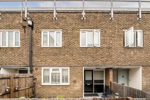 Ann Lane, London SW10