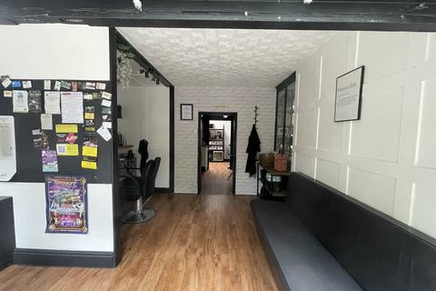 Hairdresser and barber shop for sale, 32 Norwich Street, Dereham, Norfolk NR19 1BX