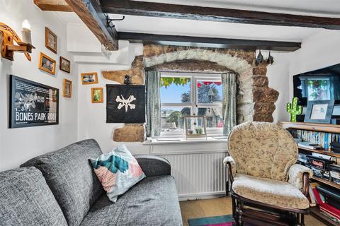 1, Greenhead Cottages Ashopton Road, Bamford, Hope Valley, S33 0DB