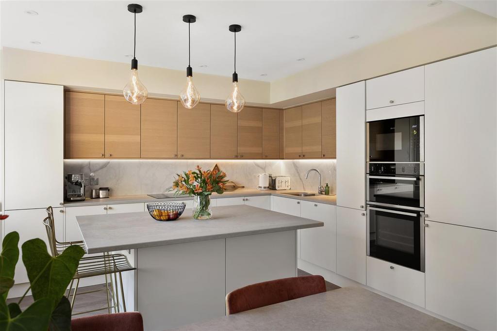 11 Whin Road 67.jpg