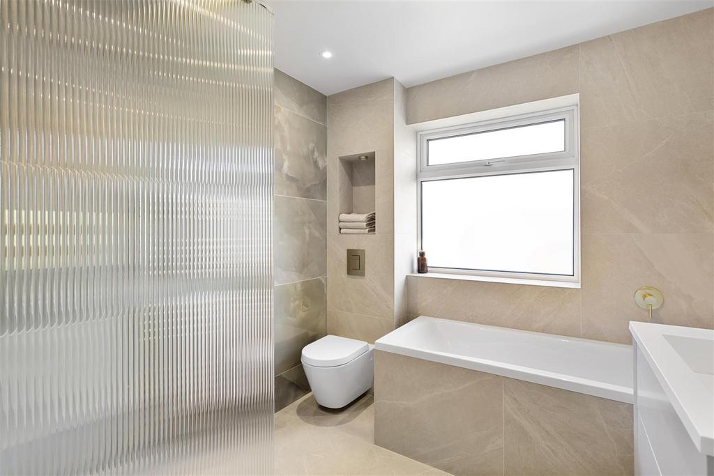 11 Whin Road 28.jpg