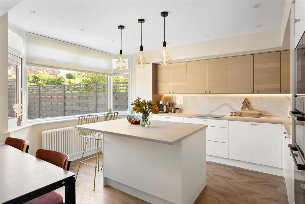11 Whin Road 53.jpg