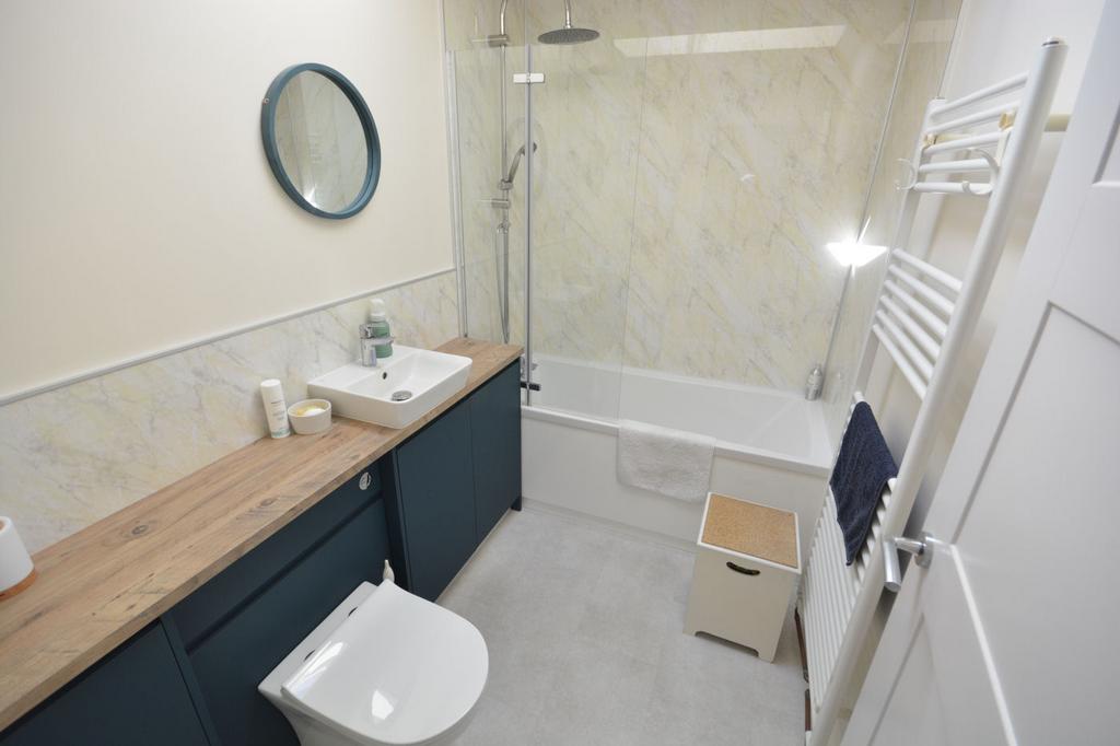 Family bathroom
