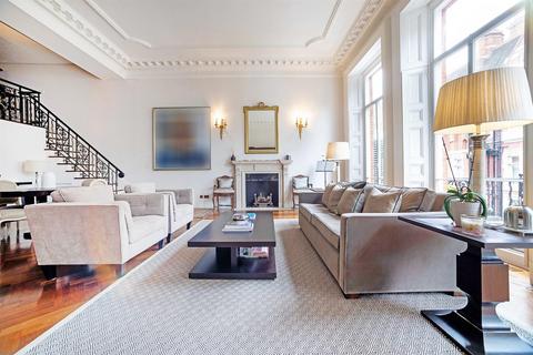3 bedroom apartment to rent, Cadogan Square, London SW1X