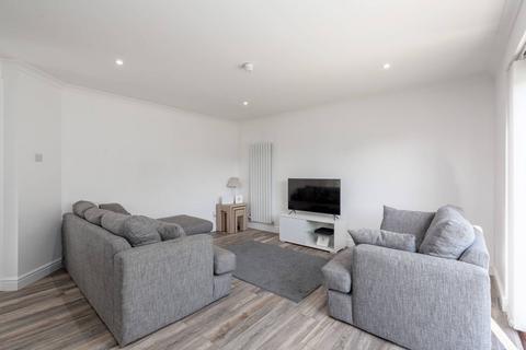 75 Auchingane, Edinburgh, EH10 7HU