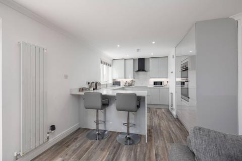 75 Auchingane, Edinburgh, EH10 7HU