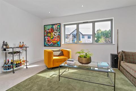 5 bedroom detached house for sale, Silverwood Barns ,St. Albans Road, Sandridge