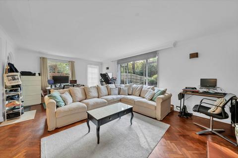 undefined, Village Way, Dulwich, SE21